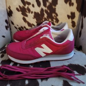 Pink New Balance 8 1/2